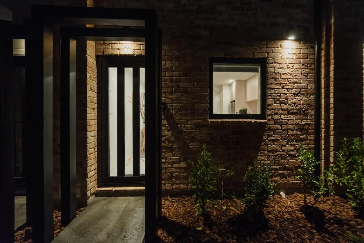 Stones Throw From The Stadium & Hot Tub Christchurch Eksteriør bilde